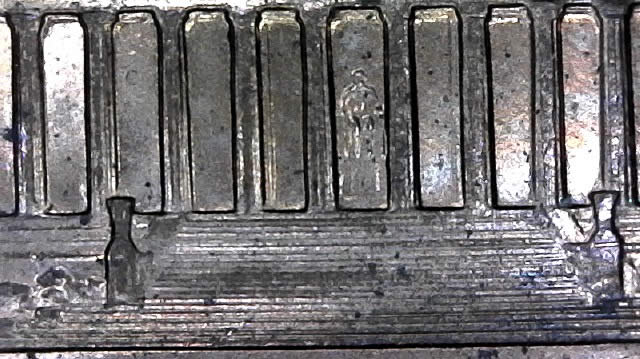 2005-P-Lincoln-Memorial-Cent-With-Nice-Column-DDR-Look-On-The-Right-Side